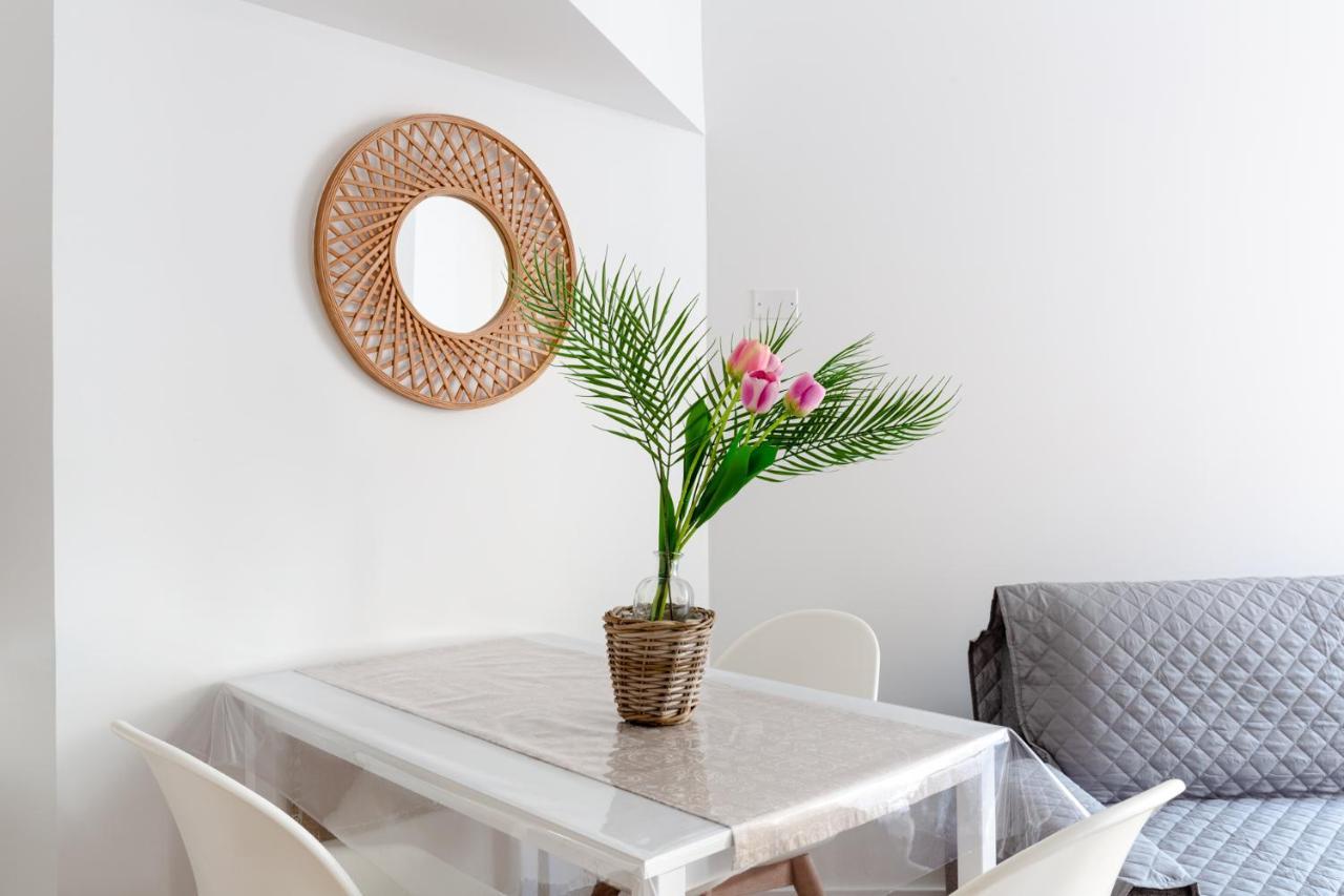 Fully Furnished Apartment-Treviso Center Bagian luar foto
